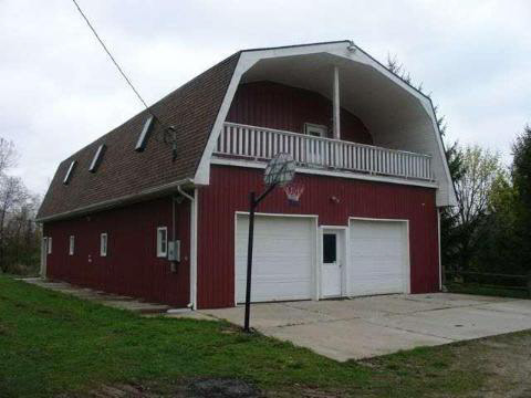 1360 East Munger Road Tecumseh, MI 49286 - Photo 5 of 6 20346032-4.JPG