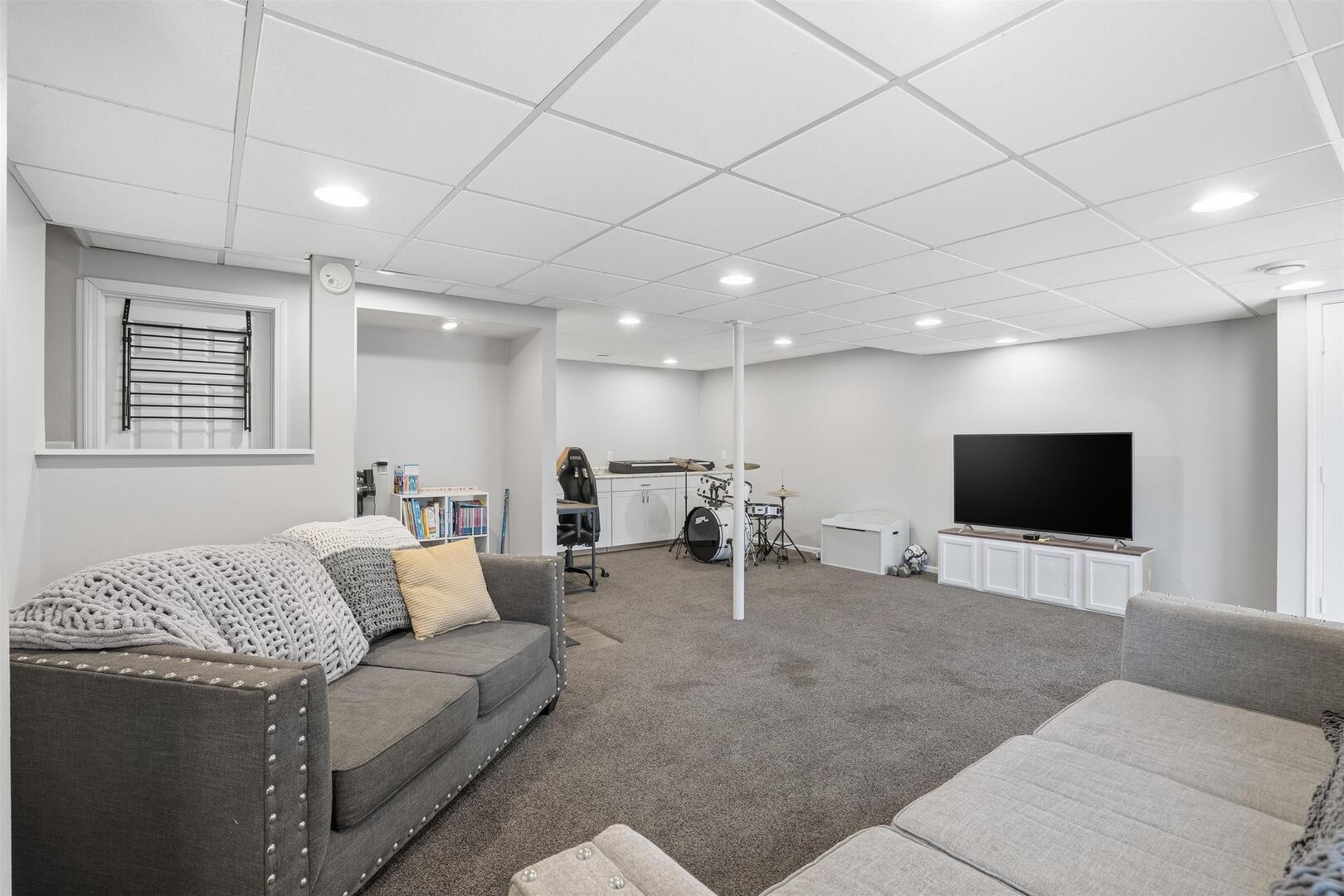 610 Forest Road East Moline, IL 61244 - Photo 16 of 26