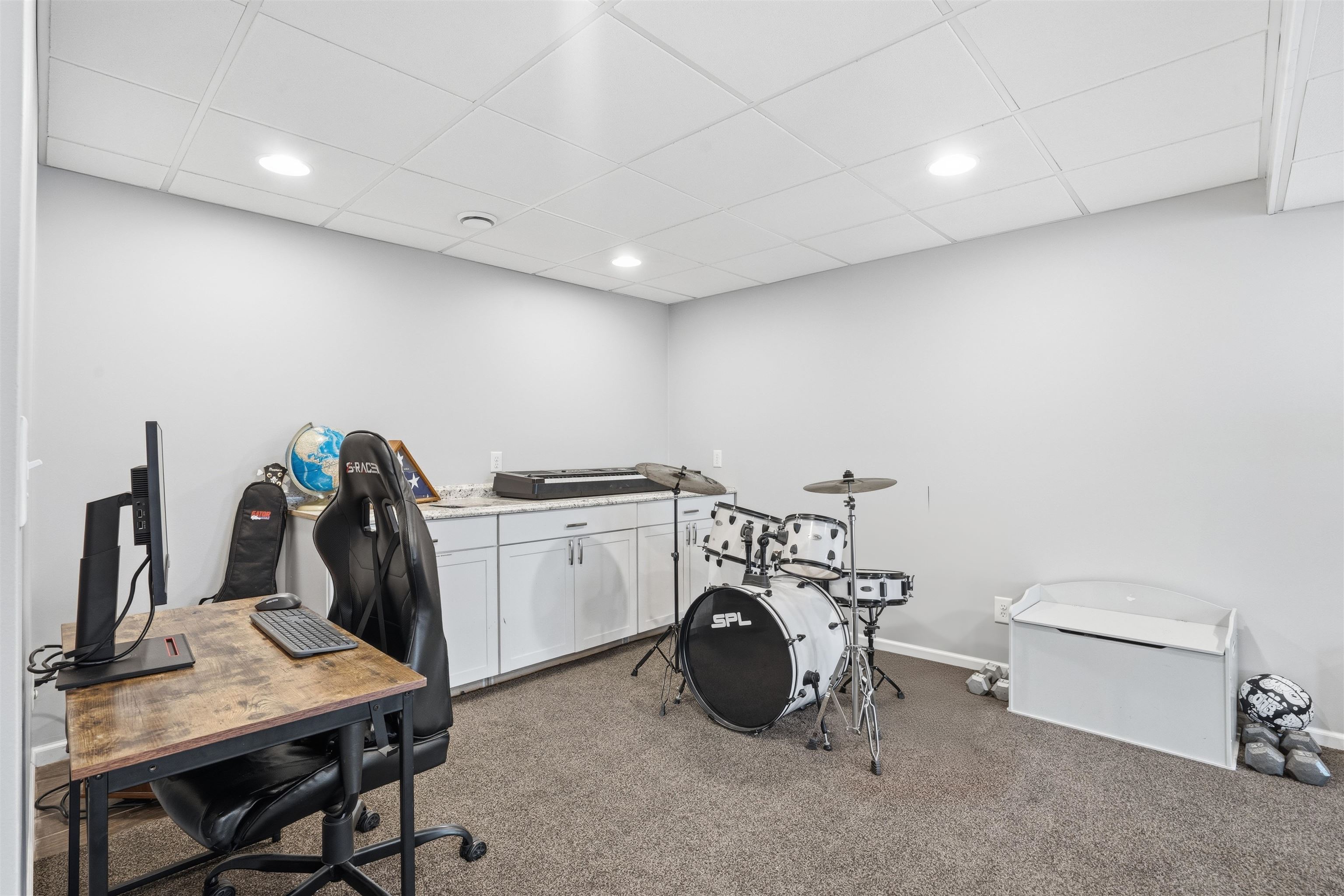 610 Forest Road East Moline, IL 61244 - Photo 17 of 26