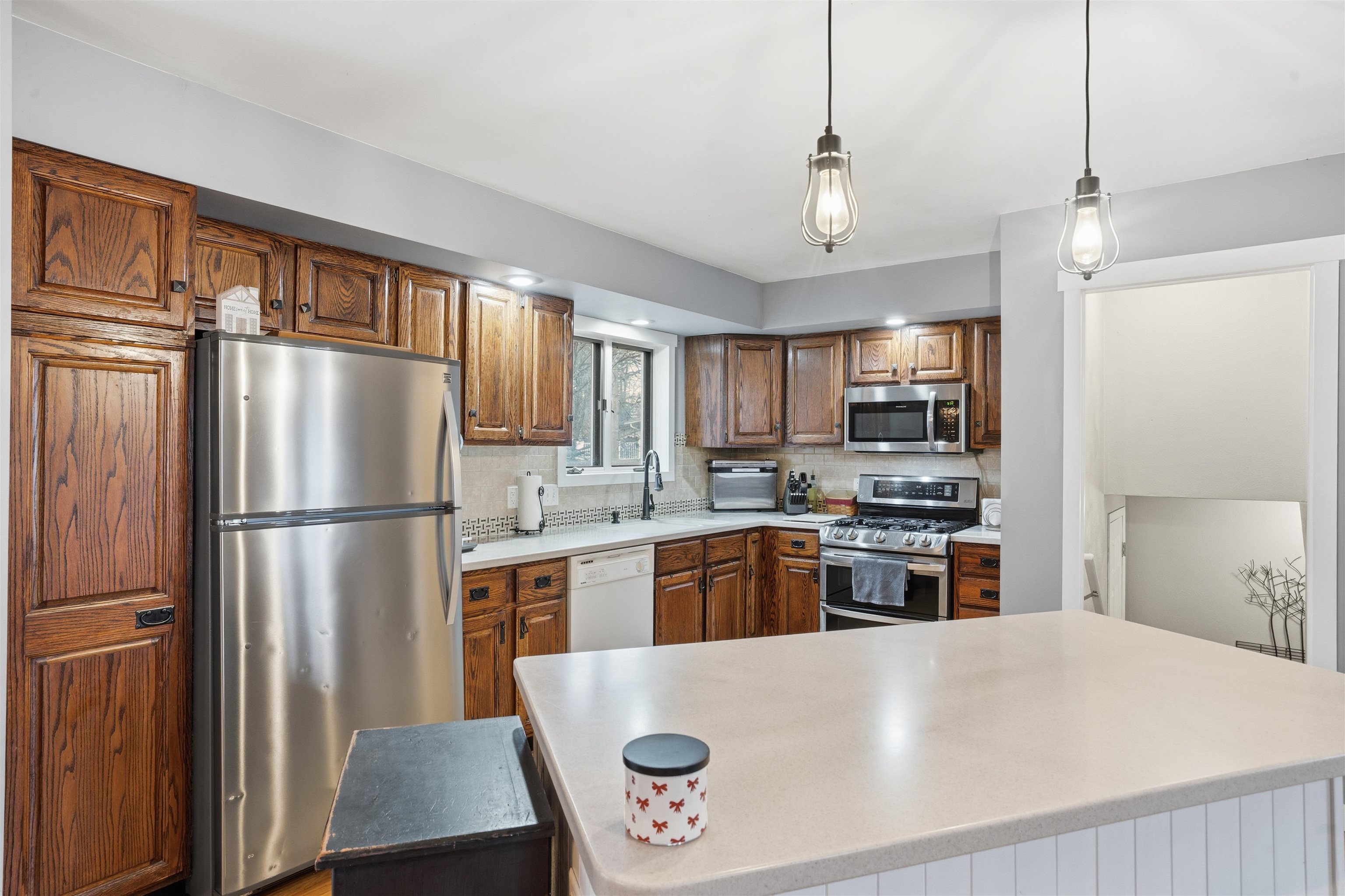 610 Forest Road East Moline, IL 61244 - Photo 6 of 26