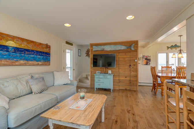 119 Hills Beach Road Biddeford, ME 04005 - Photo 9 of 52 119 Hills Beach Rd Biddeford, ME pic#9