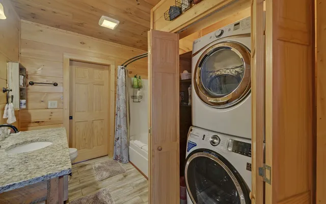 $766,777 | 101 Hideaway Trail, Copperhill, TN 37317