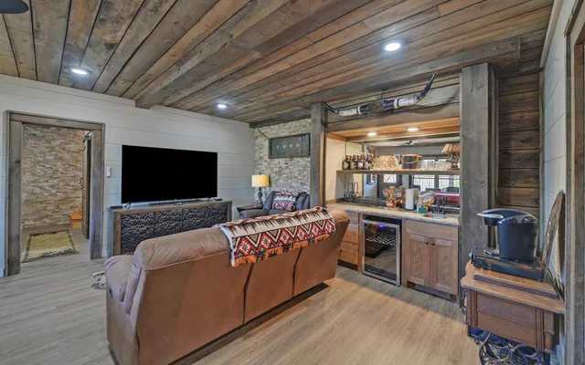 $766,777 | 101 Hideaway Trail, Copperhill, TN 37317