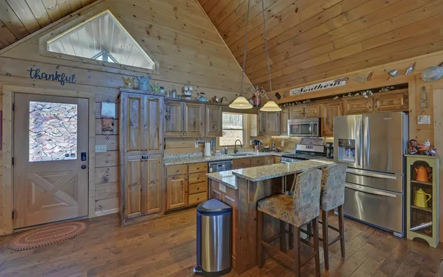 $766,777 | 101 Hideaway Trail, Copperhill, TN 37317