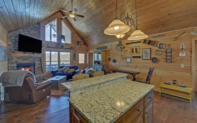 $766,777 | 101 Hideaway Trail, Copperhill, TN 37317