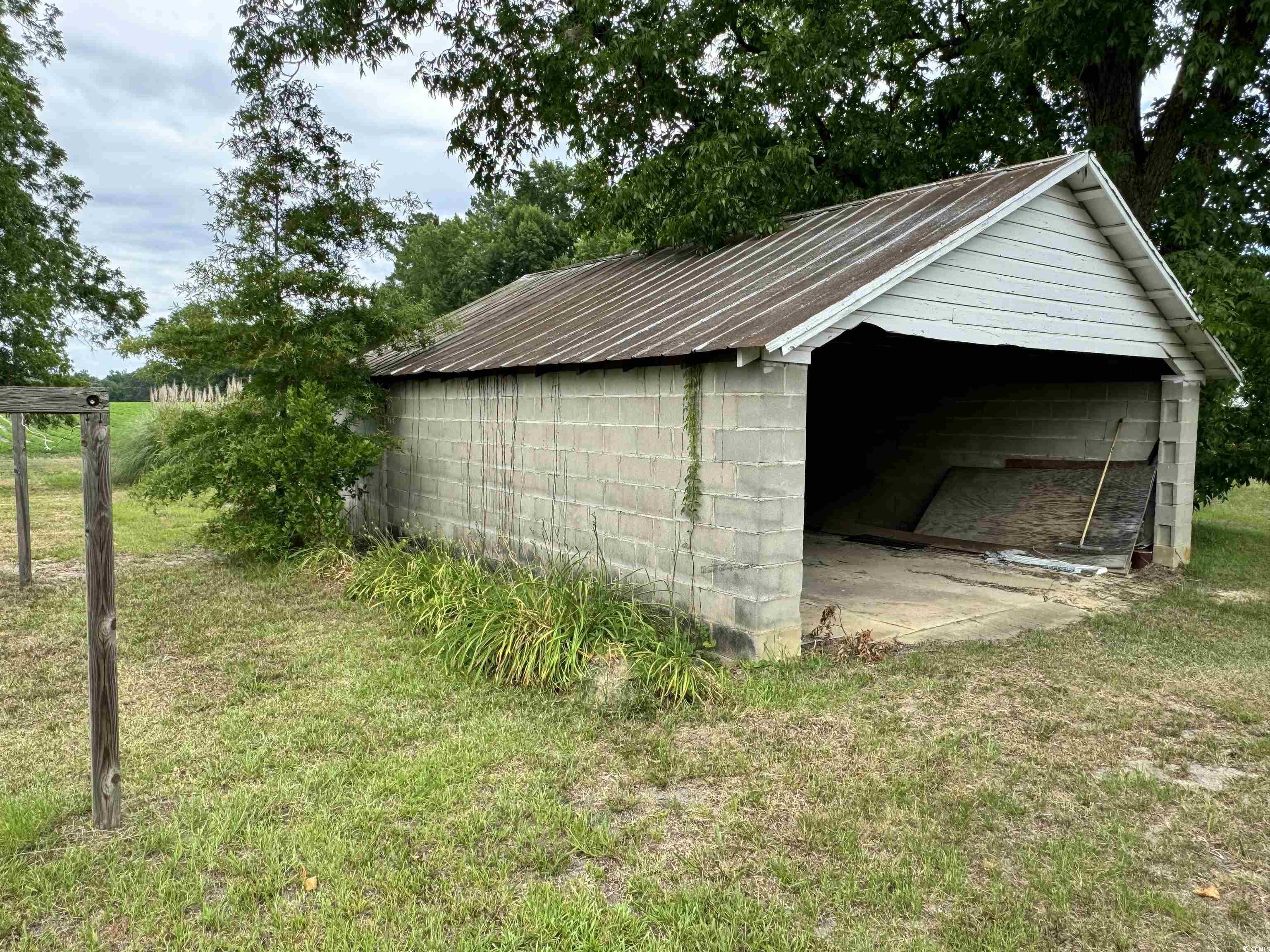 3930 Highway 917 Mullins, SC 29574 - Photo 17 of 18