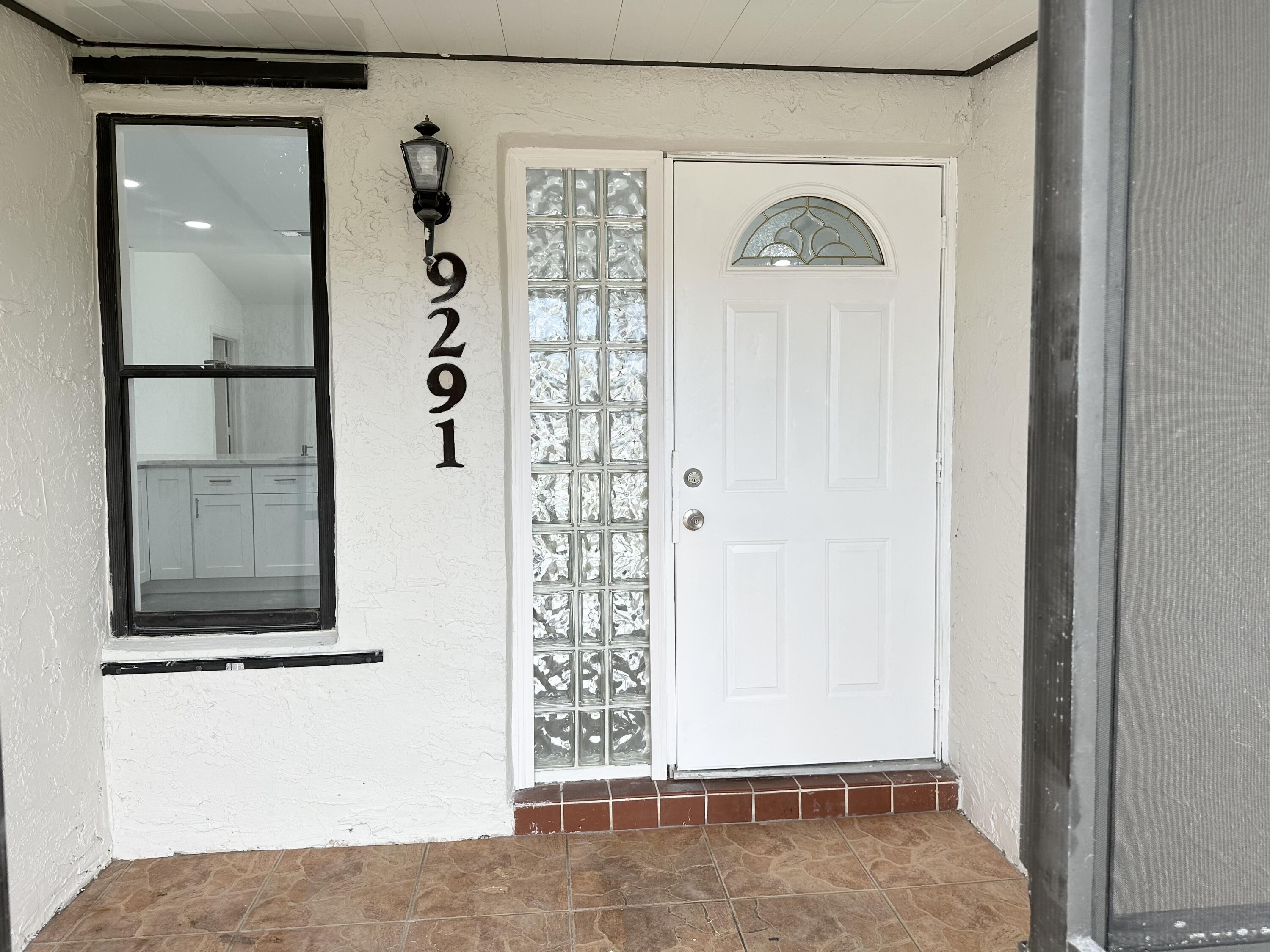 9291 Gettysburg Road Boca Raton, FL 33434 - Photo 6 of 30 House-038
