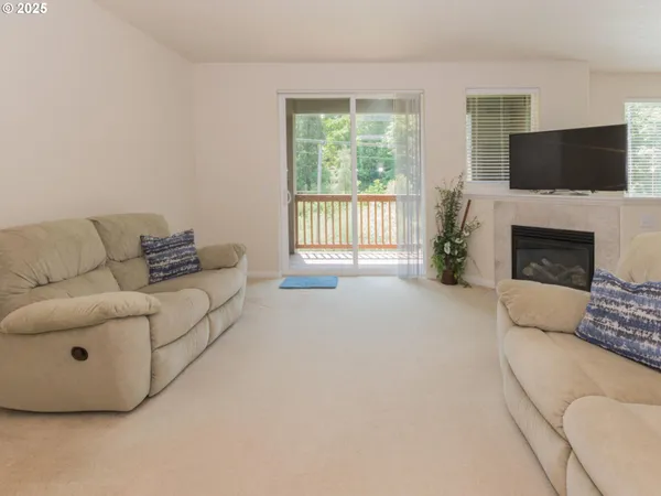 $317,000 | 4556 Southwest 11th Street, Gresham, OR 97080