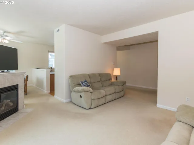 $317,000 | 4556 Southwest 11th Street, Gresham, OR 97080