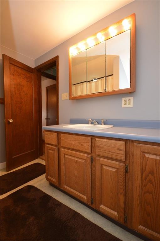 163 Gass Road Pittsburgh, PA 15229 - Photo 20 of 25 Gallery Image 20