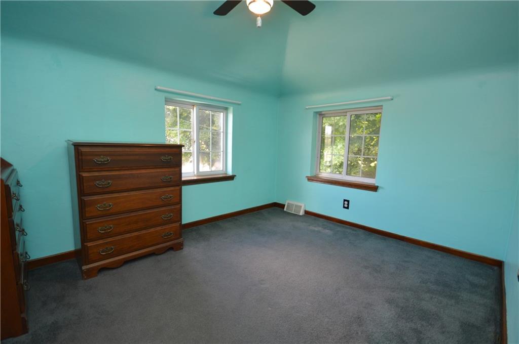 163 Gass Road Pittsburgh, PA 15229 - Photo 23 of 25 Gallery Image 23