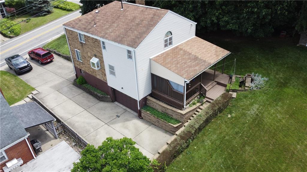 163 Gass Road Pittsburgh, PA 15229 - Photo 4 of 25 Gallery Image 4