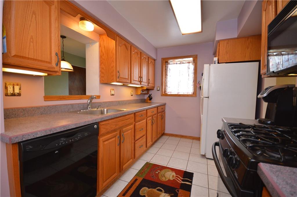 163 Gass Road Pittsburgh, PA 15229 - Photo 8 of 25 Gallery Image 8