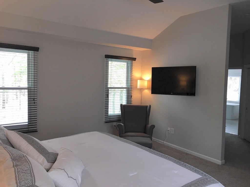11 King Philip Road Sharon, MA 02067 - Photo 13 of 23 Gallery Image 13