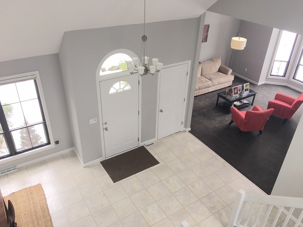11 King Philip Road Sharon, MA 02067 - Photo 4 of 23 Gallery Image 4