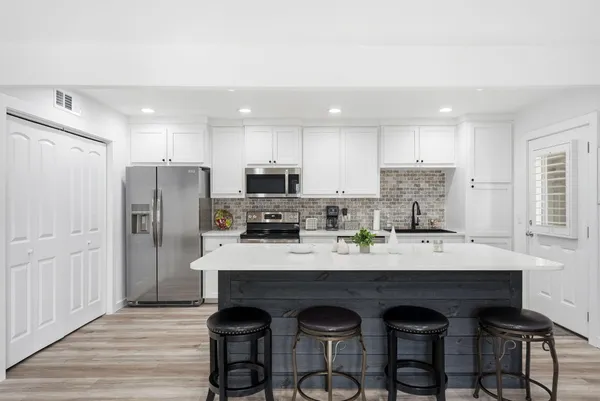 $242,900 | 2100 West Beach Drive, Unit A102, Panama City, FL 32401