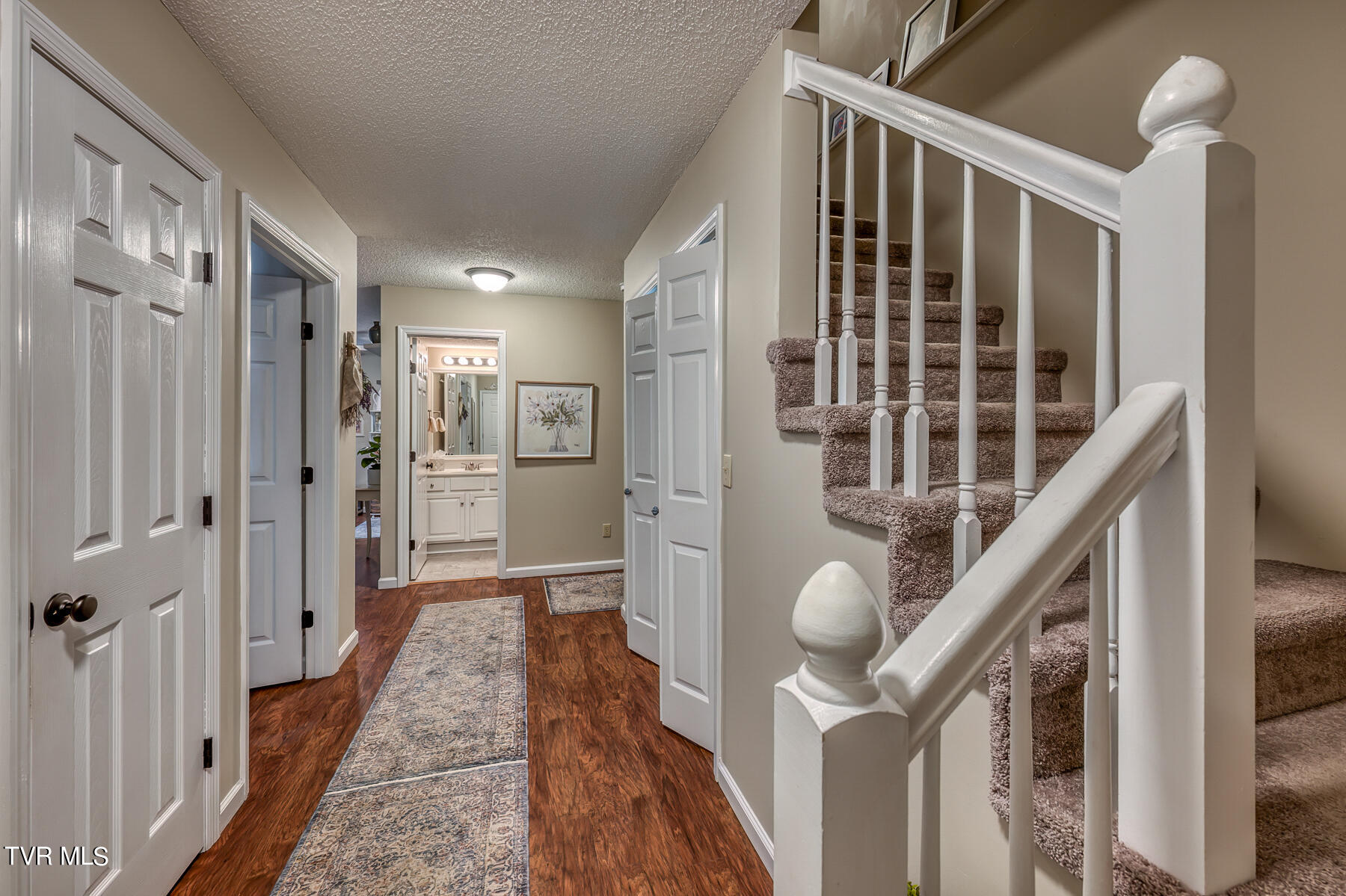 2700 Indian Ridge Road, Unit 42 Johnson City, TN 37604 - Photo 4 of 24 2700 Indian Ridge Rd #42 4