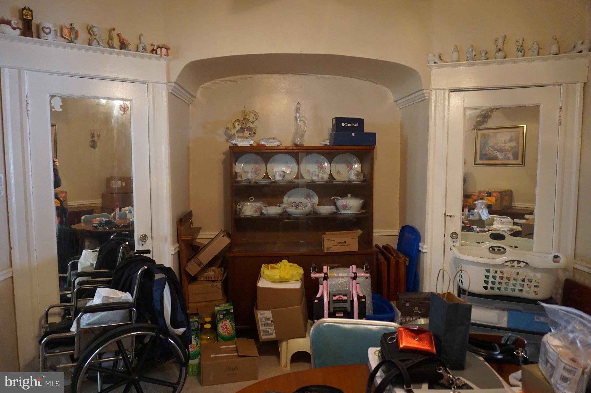 410 West Ritner Street Philadelphia, PA 19148 - Photo 8 of 26 Main Level