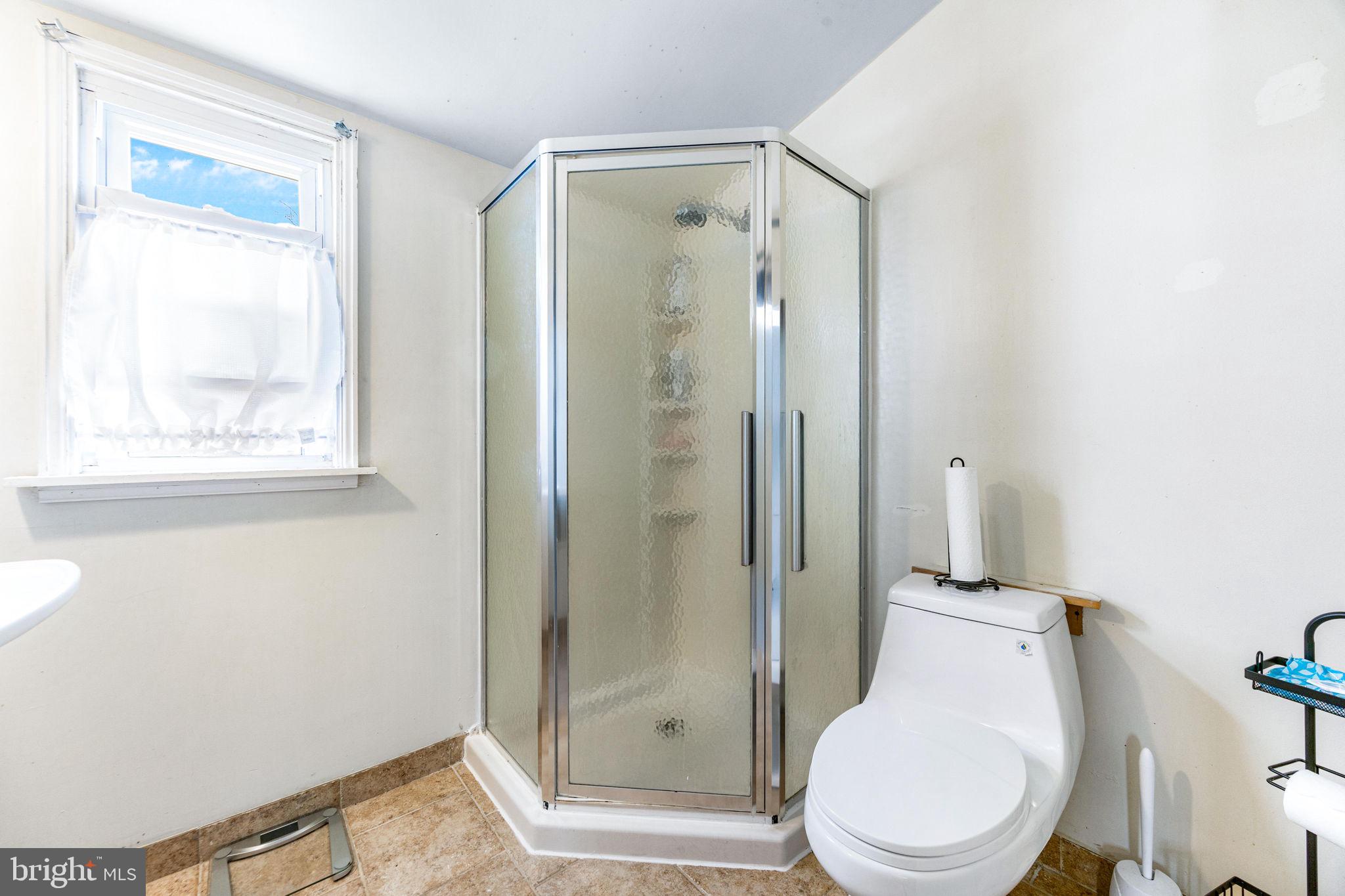 3401 Mayfair Road Gwynn Oak, MD 21207 - Photo 7 of 33 Gallery Image 7