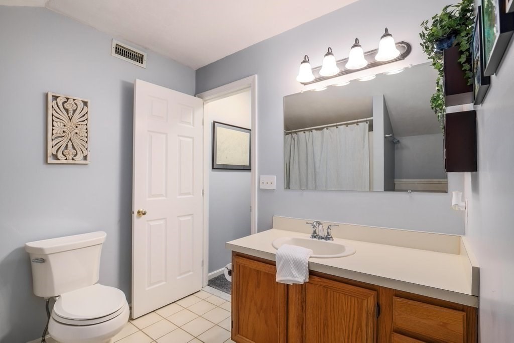103 Treasure Island Road, Unit 103 Webster, MA 01570 - Photo 27 of 34