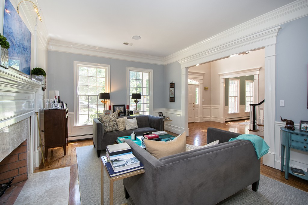 10 Pinecrest Road Hingham, MA 02043 - Photo 11 of 29 Gallery Image 11