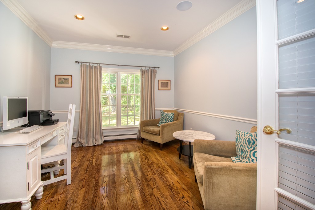 10 Pinecrest Road Hingham, MA 02043 - Photo 13 of 29 Gallery Image 13