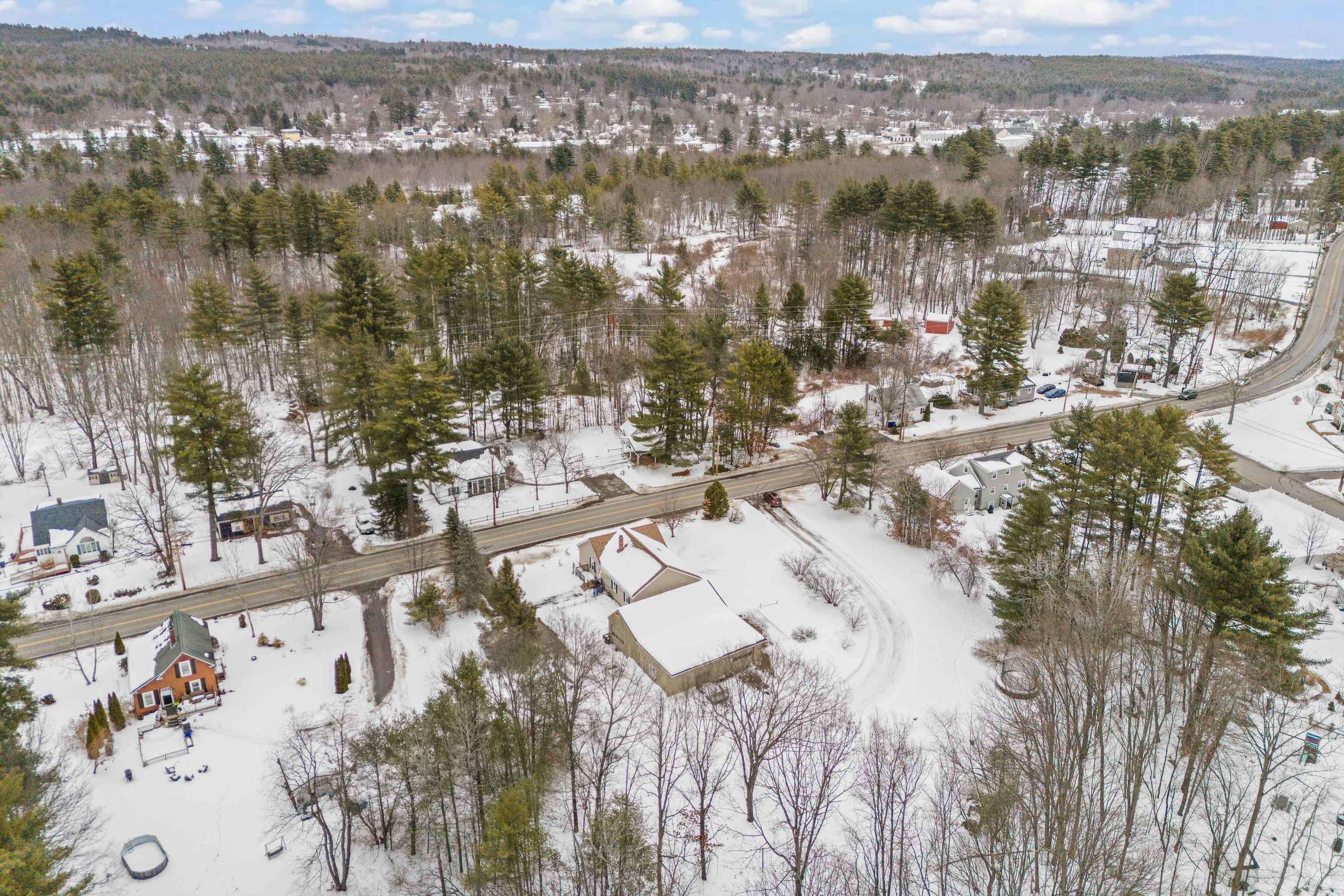 129 New Boston Road Goffstown, NH 03045 - Photo 12 of 46