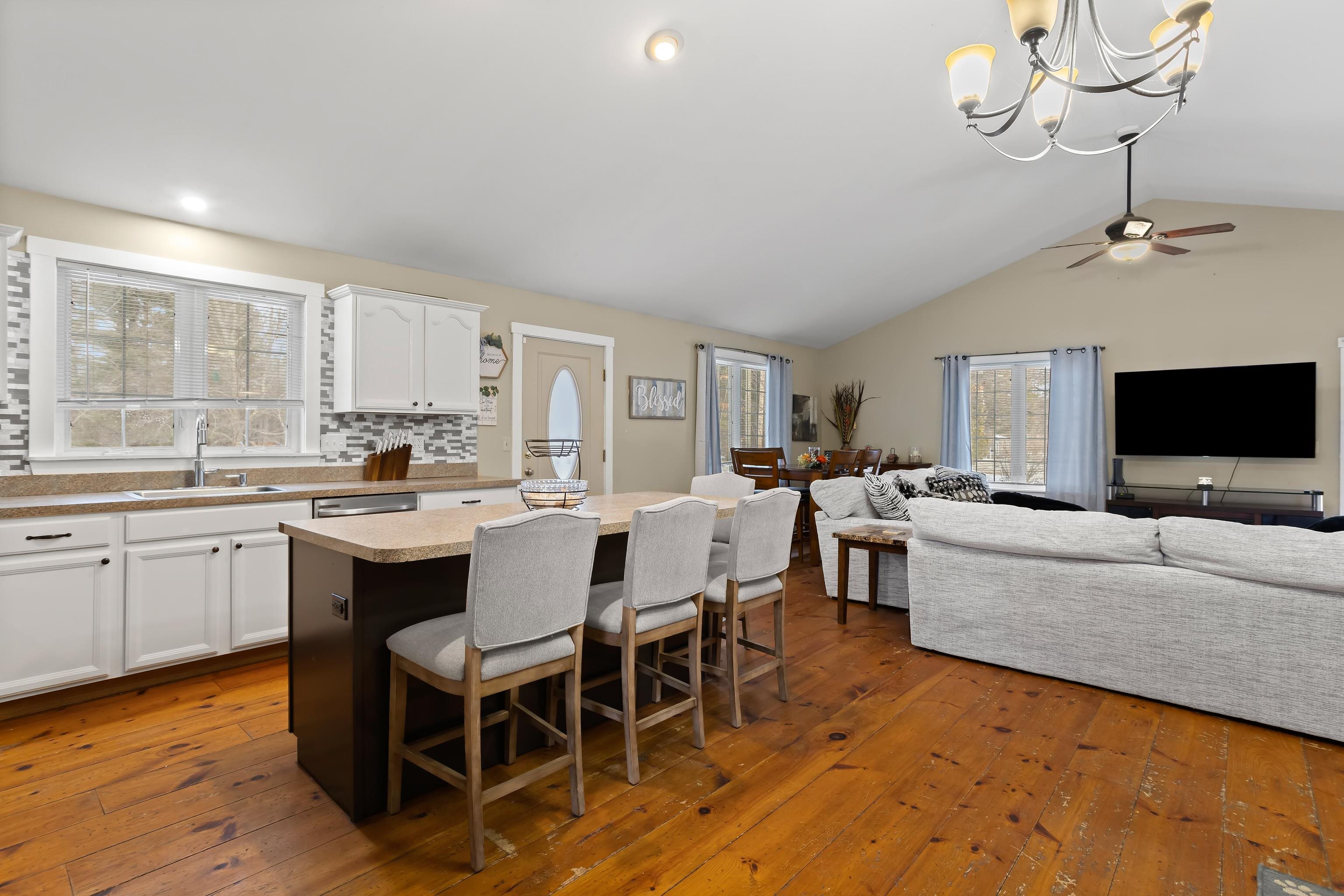 129 New Boston Road Goffstown, NH 03045 - Photo 20 of 46