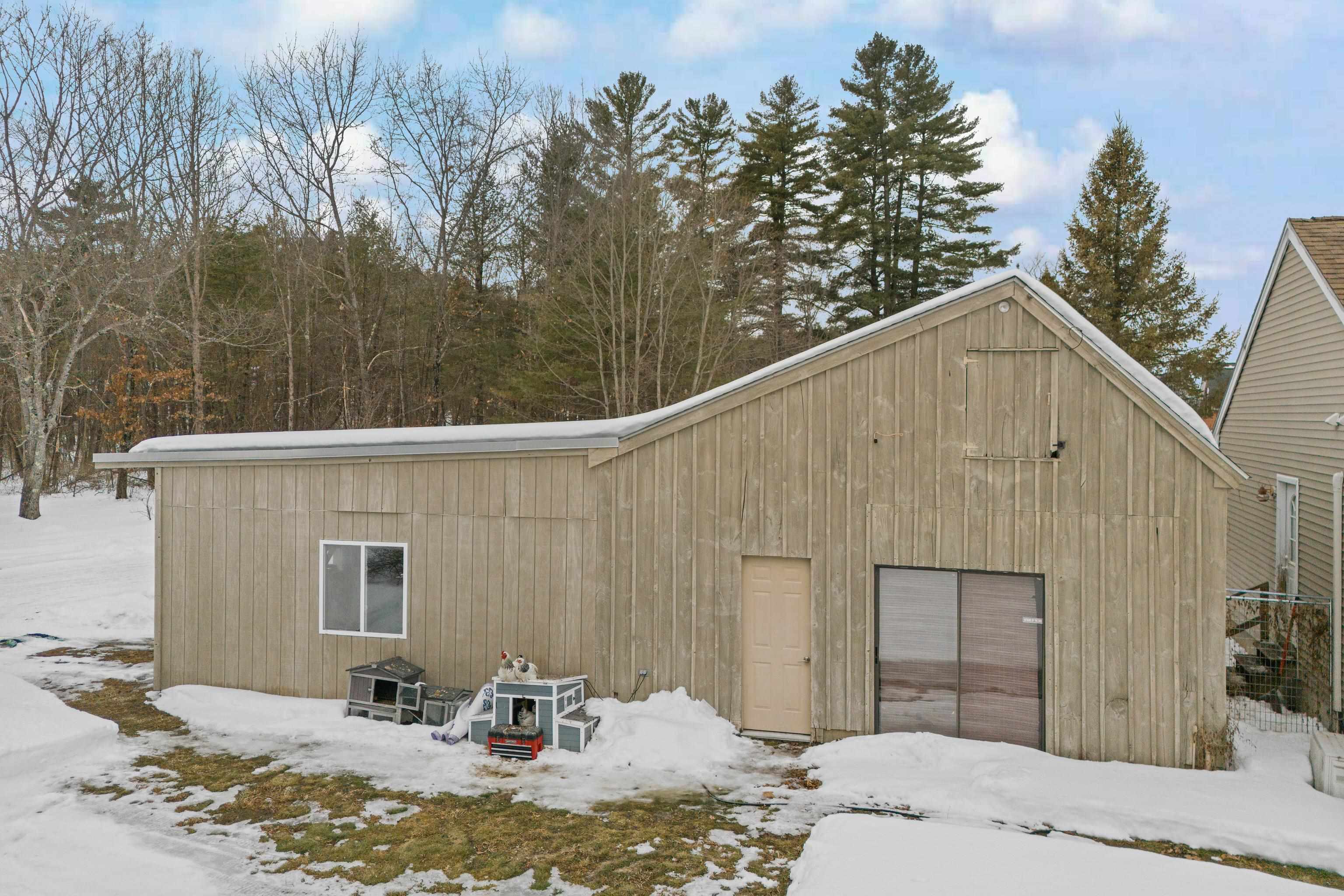 129 New Boston Road Goffstown, NH 03045 - Photo 9 of 46