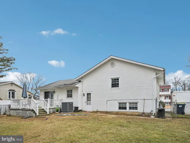 $350,000 | 170 Scottfield Drive, Newark, DE 19713