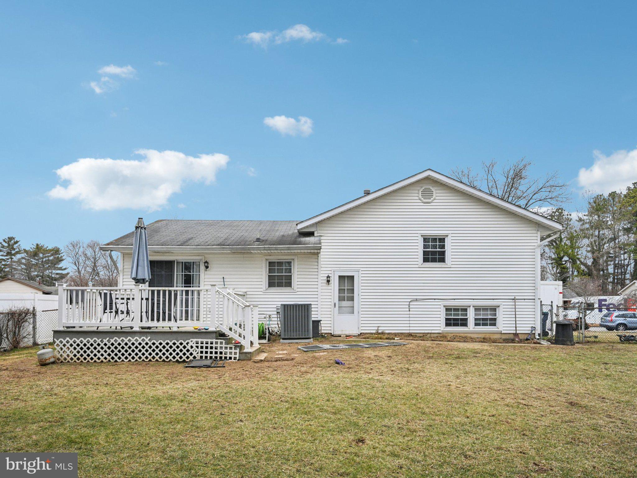 170 Scottfield Drive Newark, DE 19713 - Photo 27 of 28 a view of a house with a patio