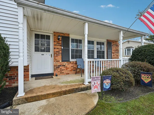 $350,000 | 170 Scottfield Drive, Newark, DE 19713