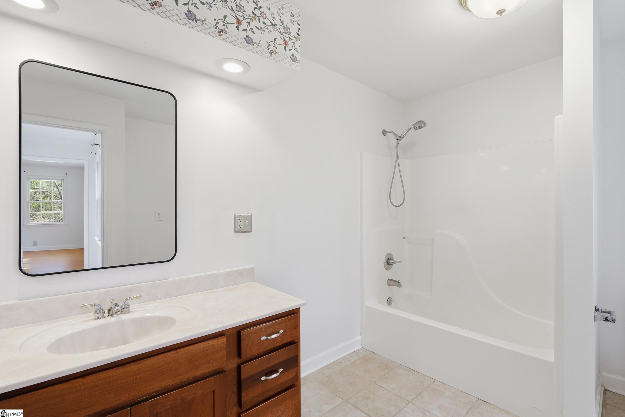 491 Pierce Road Landrum, SC 29356 - Photo 15 of 44 Gallery Image 15