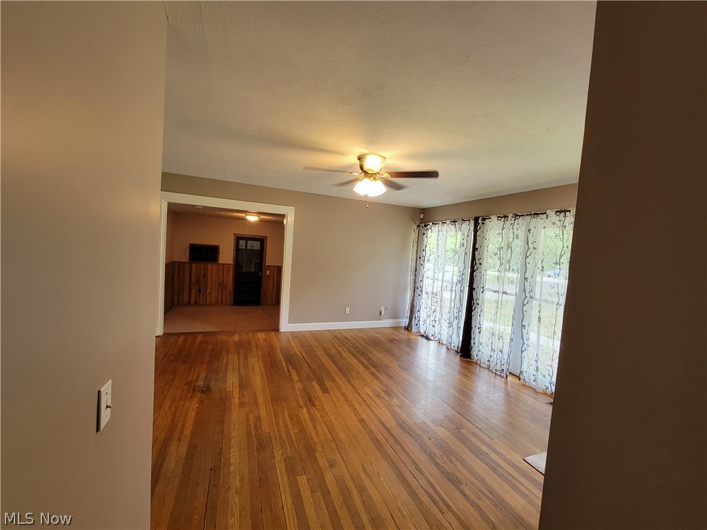 36443 Chestnut Ridge Road North Ridgeville, OH 44039 - Photo 3 of 19