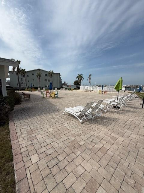 1868 Shore Drive South, Unit 608 South Pasadena, FL 33707 - Photo 30 of 36 a view of a backyard of the house