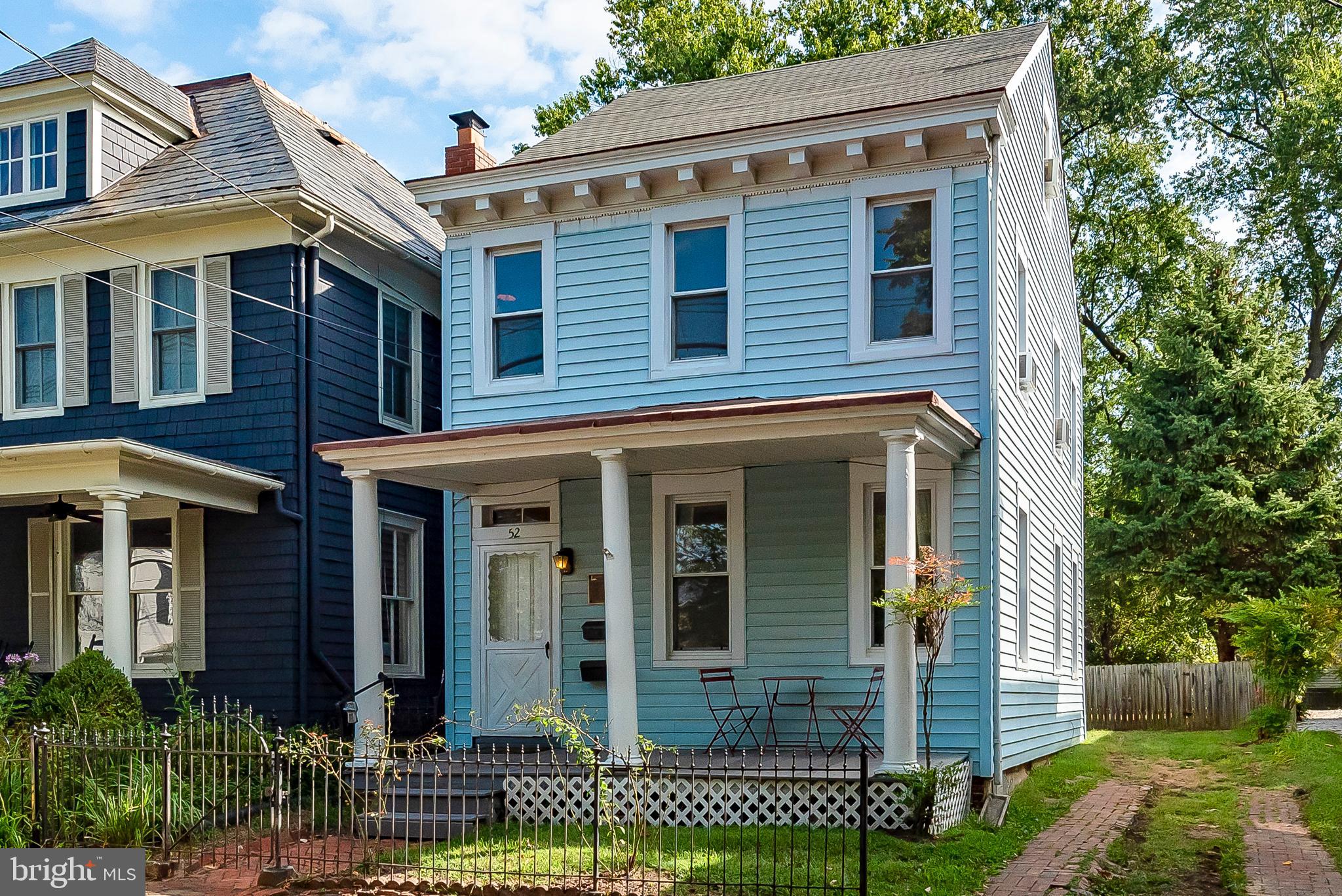 52 Madison Place Annapolis, MD 21401 - Photo 4 of 37 Great curb appeal with off street parking!