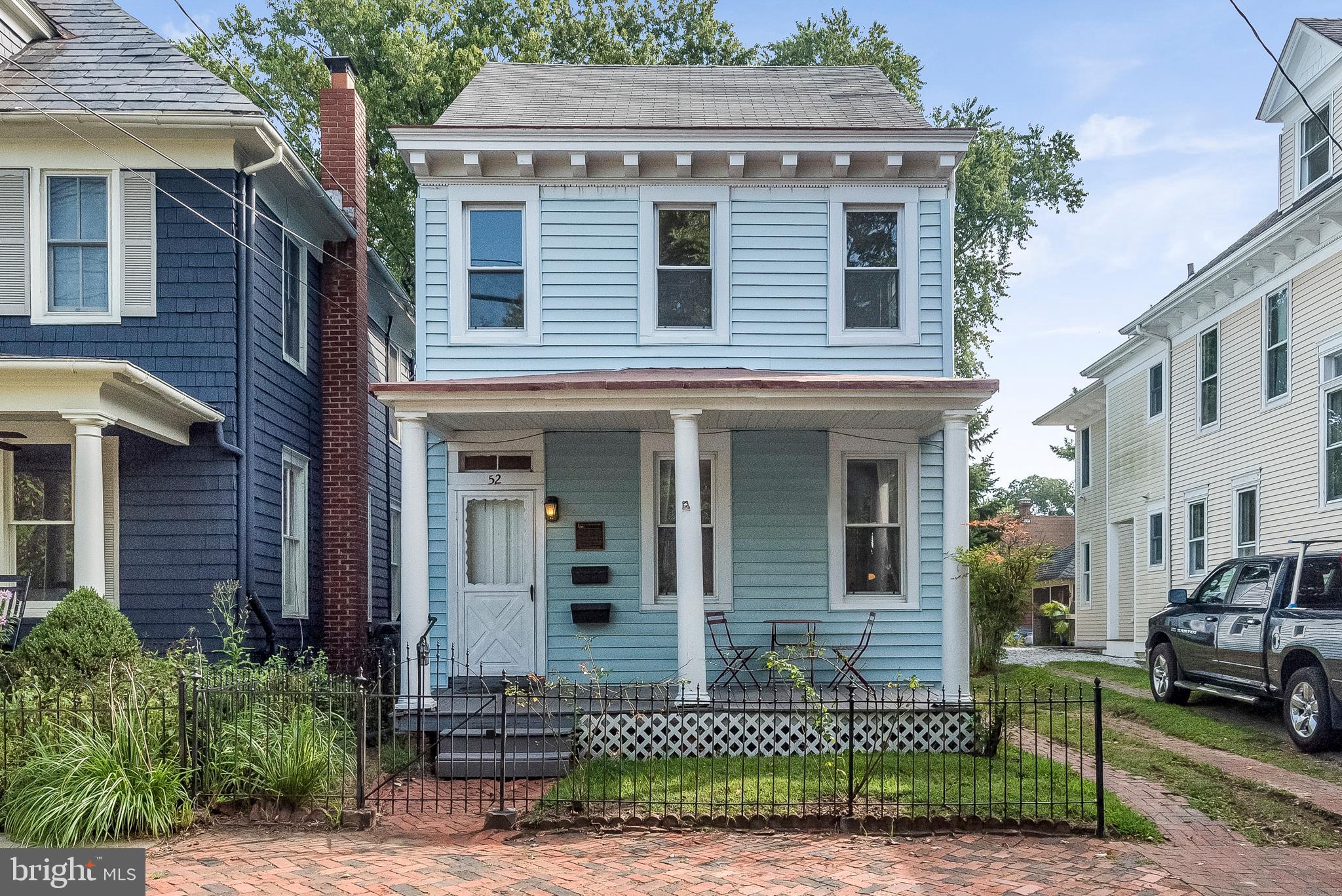 52 Madison Place Annapolis, MD 21401 - Photo 5 of 37 Single family home with two legal apartments