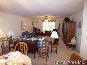2045 West Jefferson Street Springfield, IL 62702 - Photo 3 of 12 Gallery Image 3
