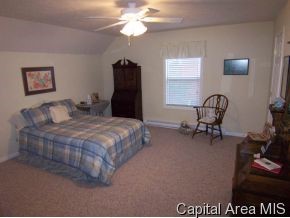 2045 West Jefferson Street Springfield, IL 62702 - Photo 10 of 12 Gallery Image 10