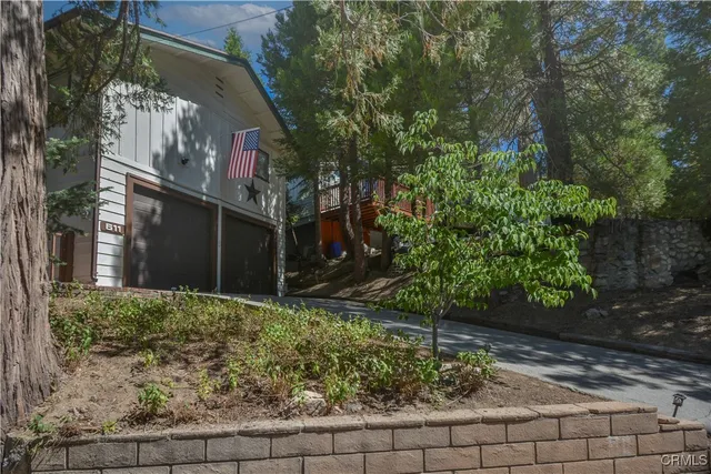 $435,000 | 611 Rose Lane, Twin Peaks, CA 92391