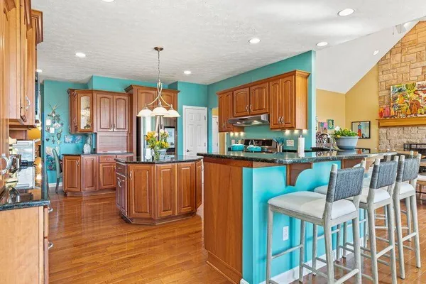 $1,199,900 | 4097 Manor Oaks Court, Murrysville, PA 15632