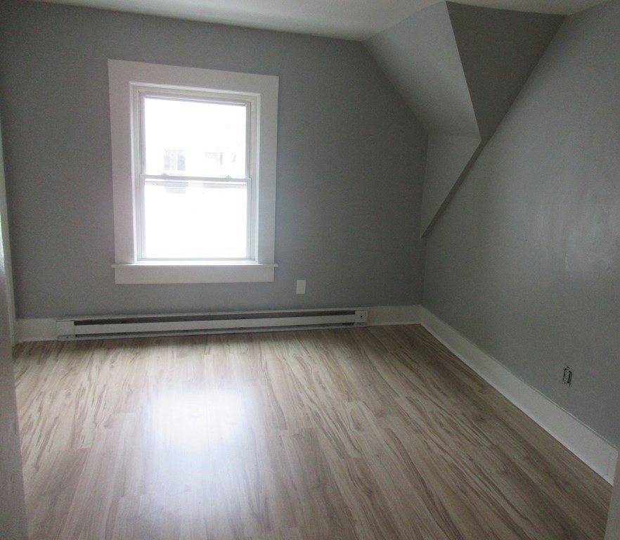 26 Hebron Street Springfield, MA 01107 - Photo 12 of 15 Gallery Image 12