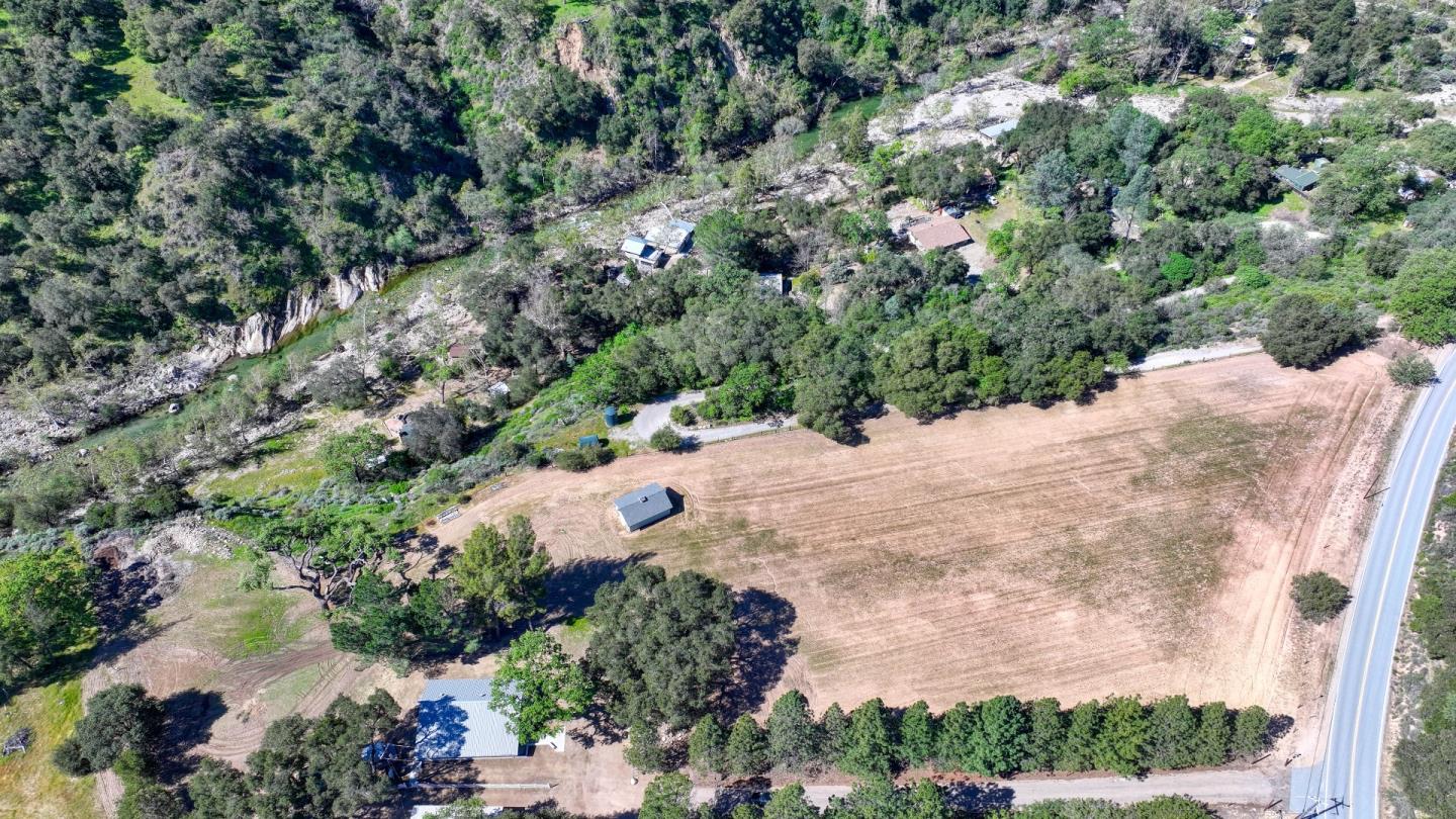 47317 Arroyo Seco Road Greenfield, CA 93927 - Photo 47 of 47 a view of a tree with yard