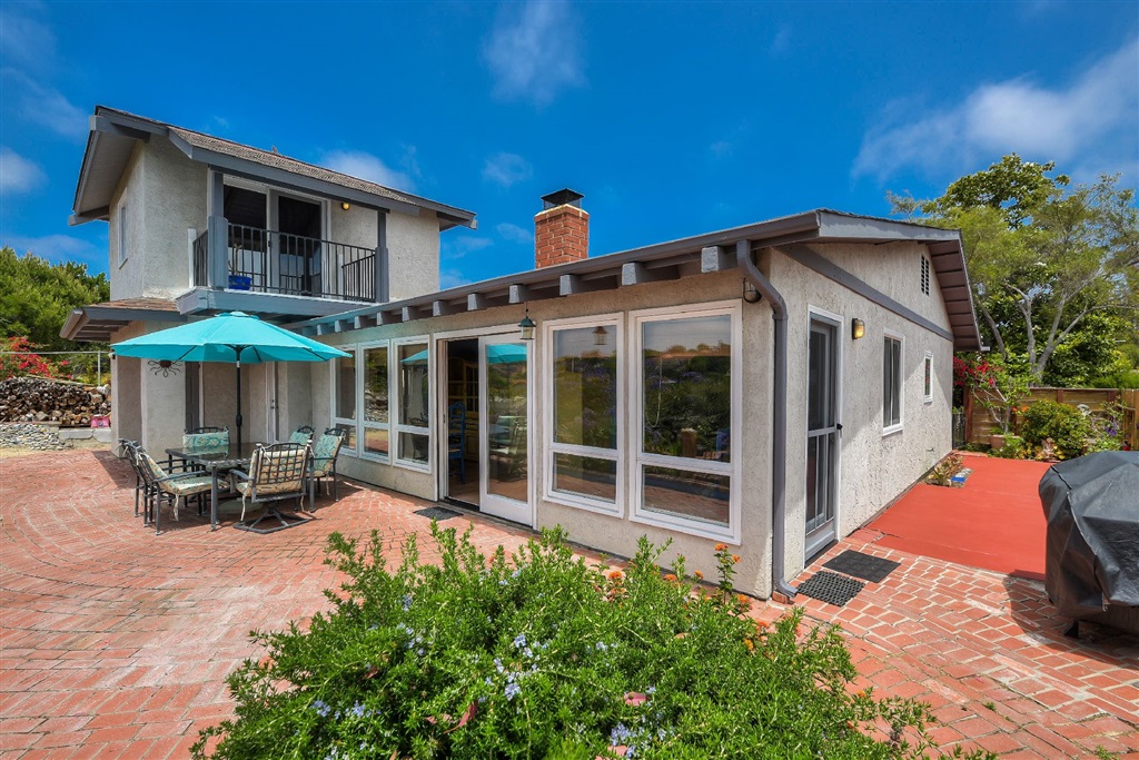 4652 Mystik Road Oceanside, CA 92056 - Photo 11 of 24