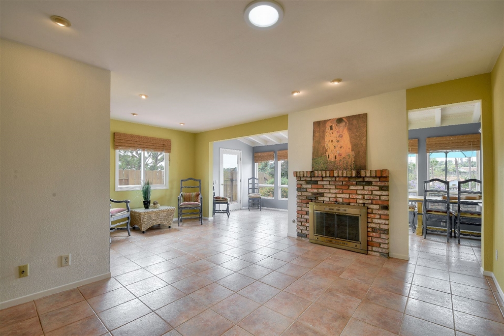 4652 Mystik Road Oceanside, CA 92056 - Photo 4 of 24