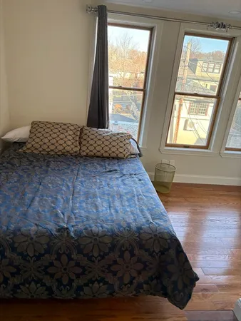$2,950 | 1672 Beacon Street, Unit 2A, Brookline, MA 02445