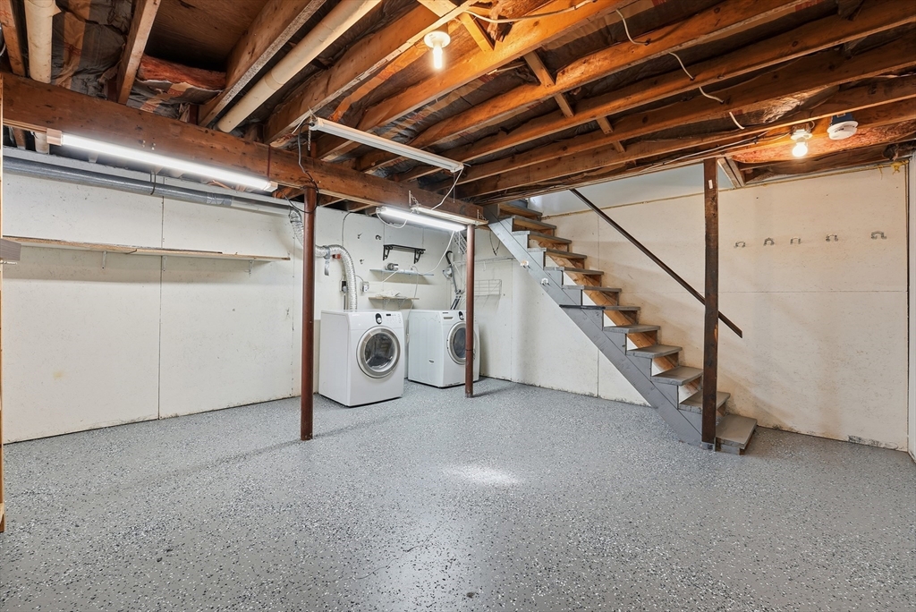 269 Chicopee Street, Unit 6 Chicopee, MA 01013 - Photo 23 of 33