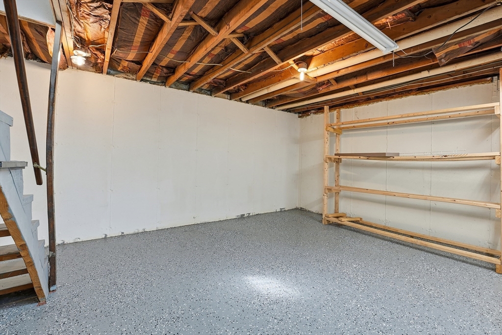 269 Chicopee Street, Unit 6 Chicopee, MA 01013 - Photo 24 of 33