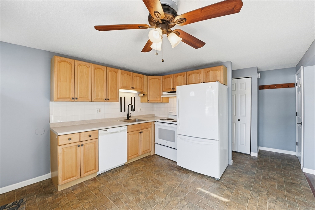 269 Chicopee Street, Unit 6 Chicopee, MA 01013 - Photo 4 of 33