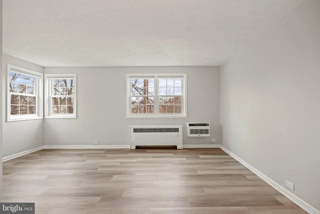 $1,950 | 235 North George Mason Drive, Unit 2354, Arlington, VA 22203